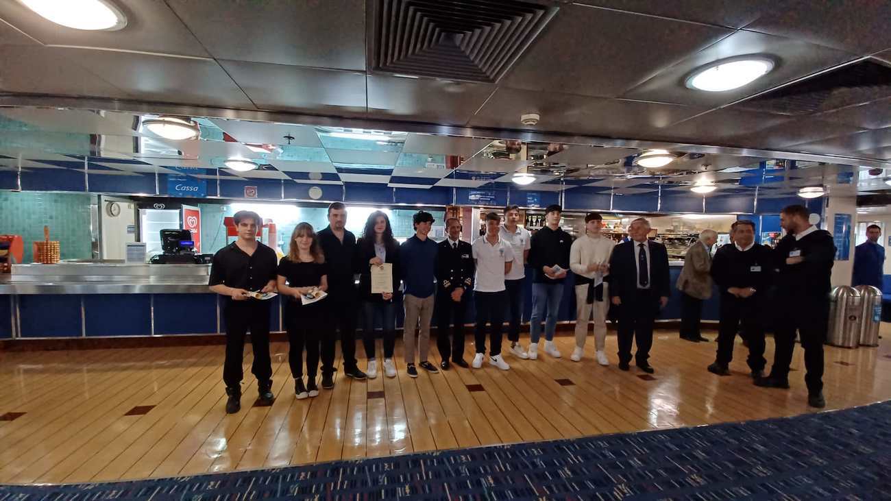 PREMIAZIONE ALLIEVI NAUTICO 